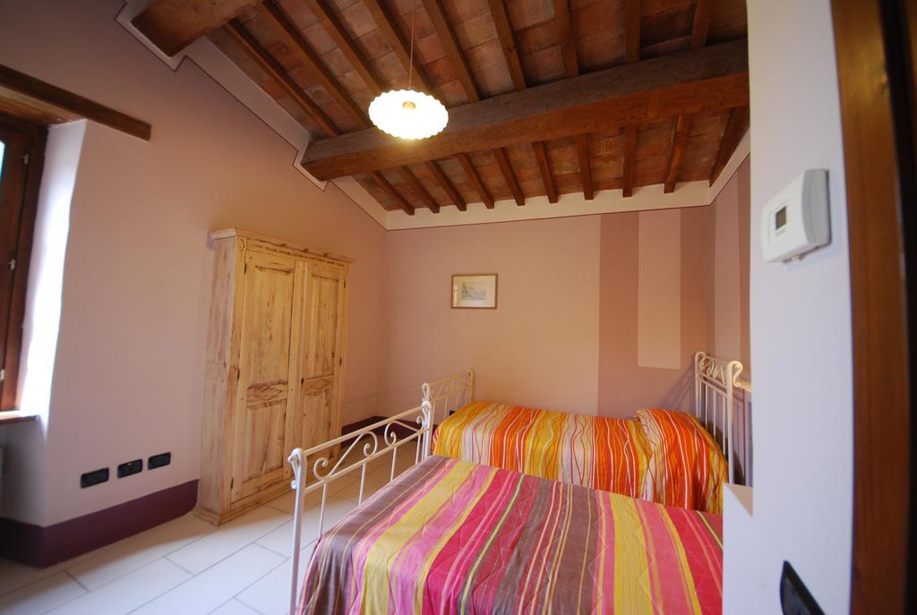 Hostal Spoleto By The Pool Exterior foto